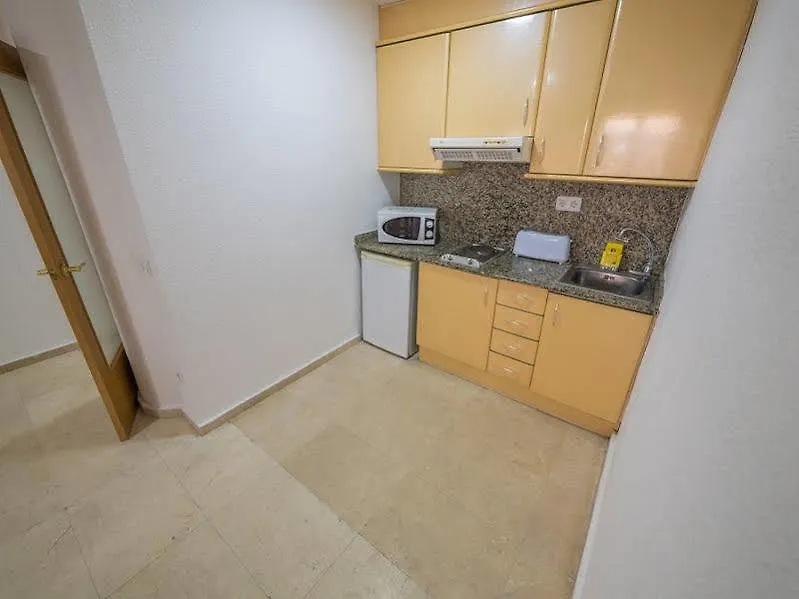 Apartamentos Ar Dalia 0*, Lloret de Mar Španělsko